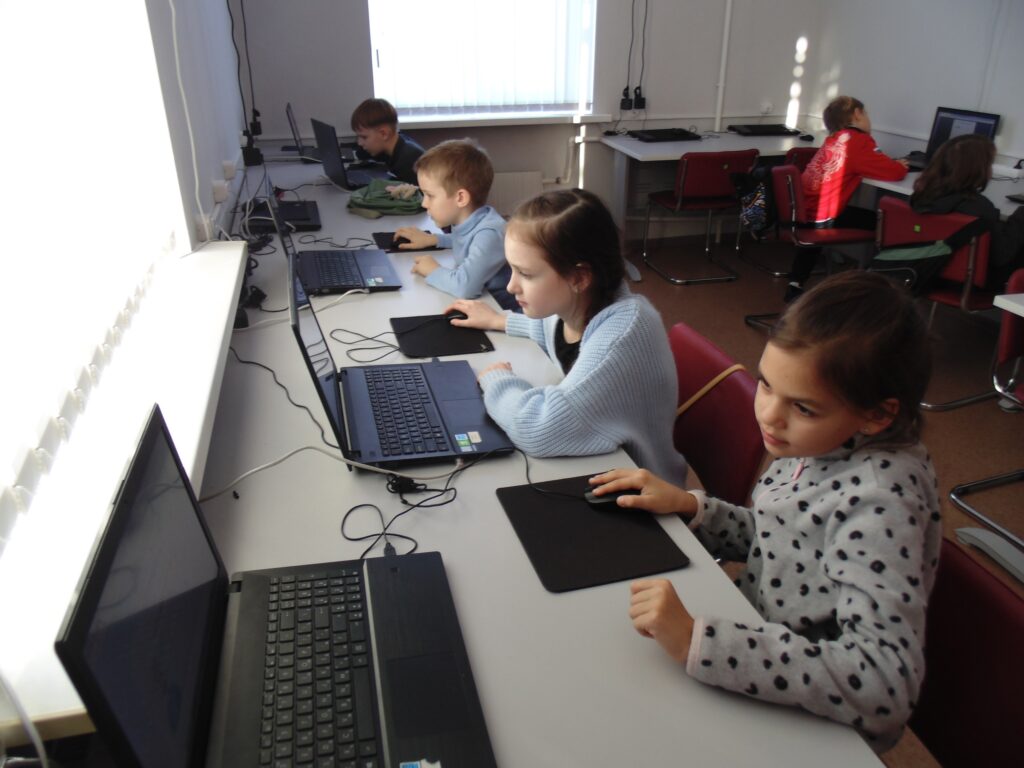 lmv8phpyrua 1024x768