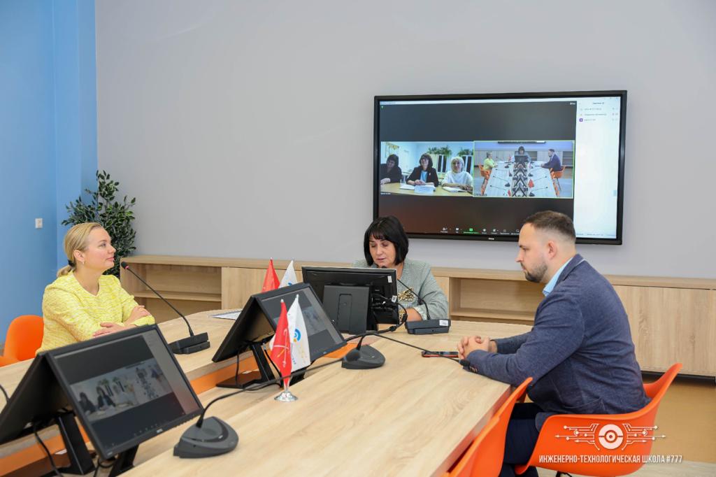 0 02 05 606e23db35c1ae31c3f1c389457cb2eda5e18d181f8a470241225d41a8a2eb4f b4e5545641a5805